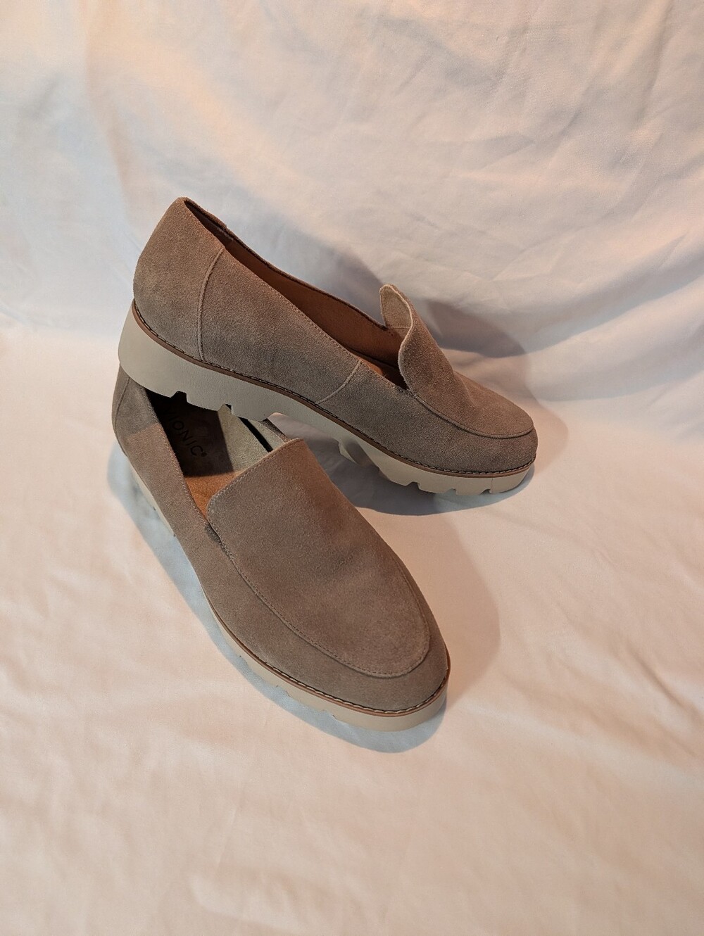 VIONIC "Kensley" Slip-on Loafer, Women's: 10 Wide, Like New, Comfort & Style